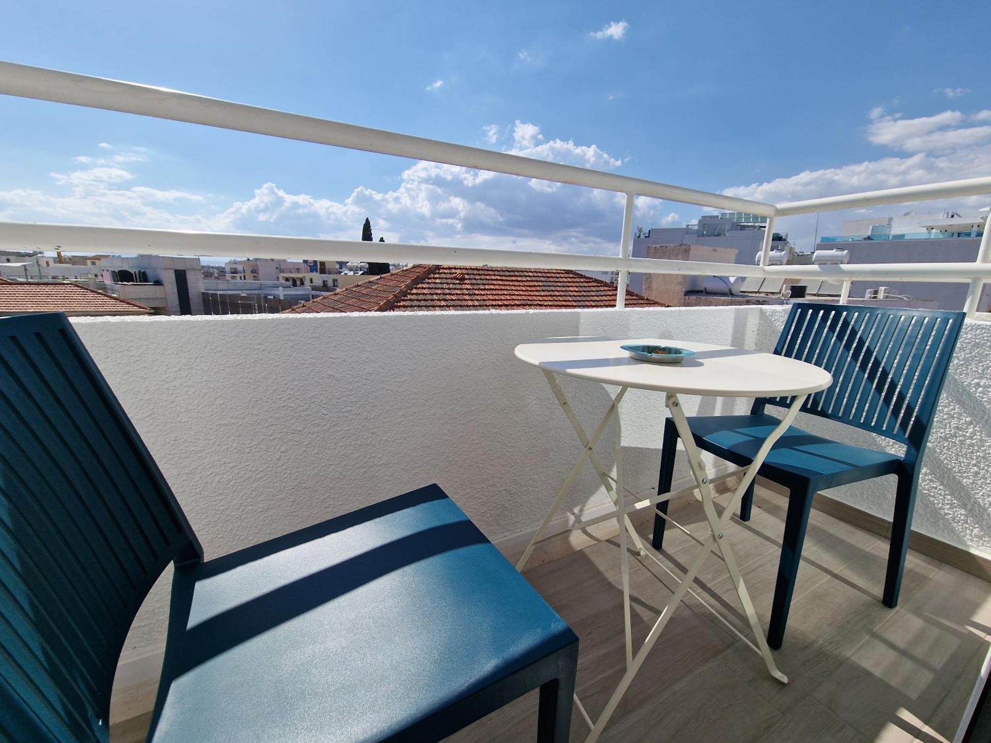 Kitieos Central Apts 100M From Finikoudes Beach Larnaca Exteriér fotografie