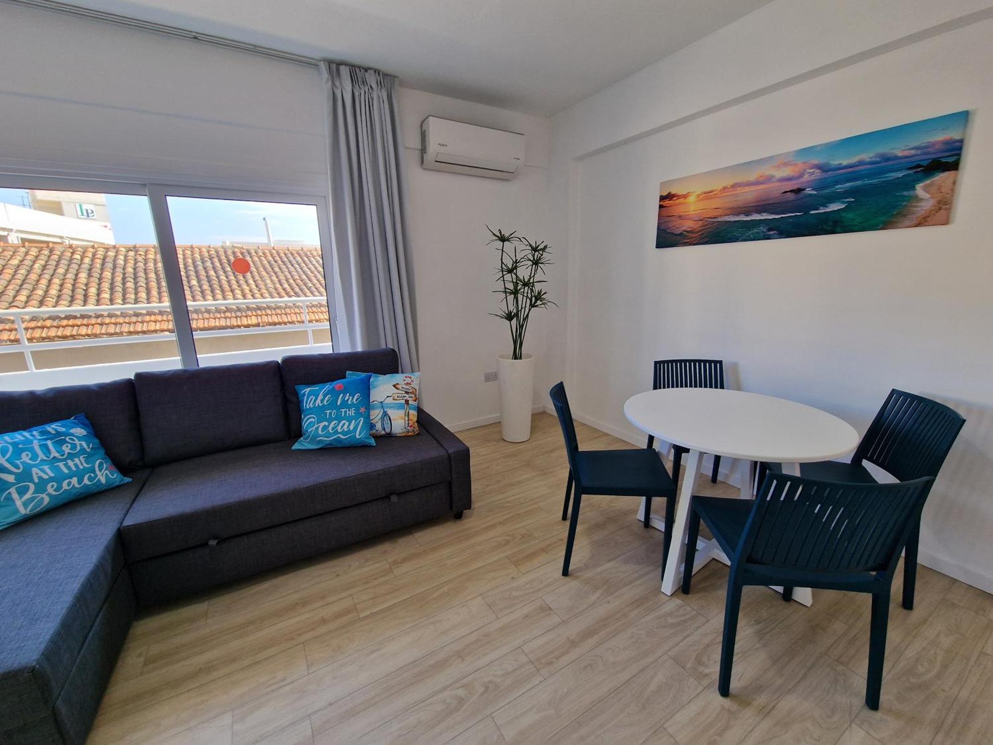 Kitieos Central Apts 100M From Finikoudes Beach Larnaca Exteriér fotografie